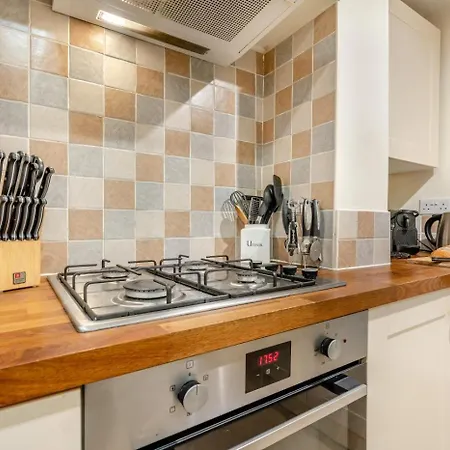 3 Bed In Whitby Oc-P30284 بيت للعطل *