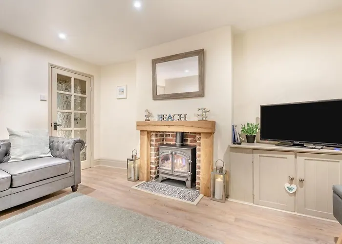 3 Bed In Oc-p30284 * Whitby